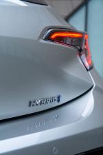 Toyota Corolla Hybrid 2019 года (UK)